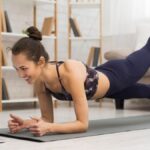 2 लीटर पानी से 30-सेकंड के तख्ती तक: फिटनेस कोच ने अपने स्वास्थ्य दिनचर्या को रीसेट करने के लिए 28-दिवसीय चुनौती साझा की