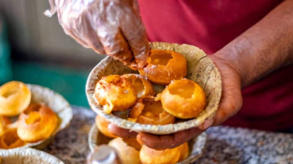 Puchka vs Panipuri बनाम Gol Gappe Vs Pani ke Batashe- उनके बीच के अंतर पर जाँच करें