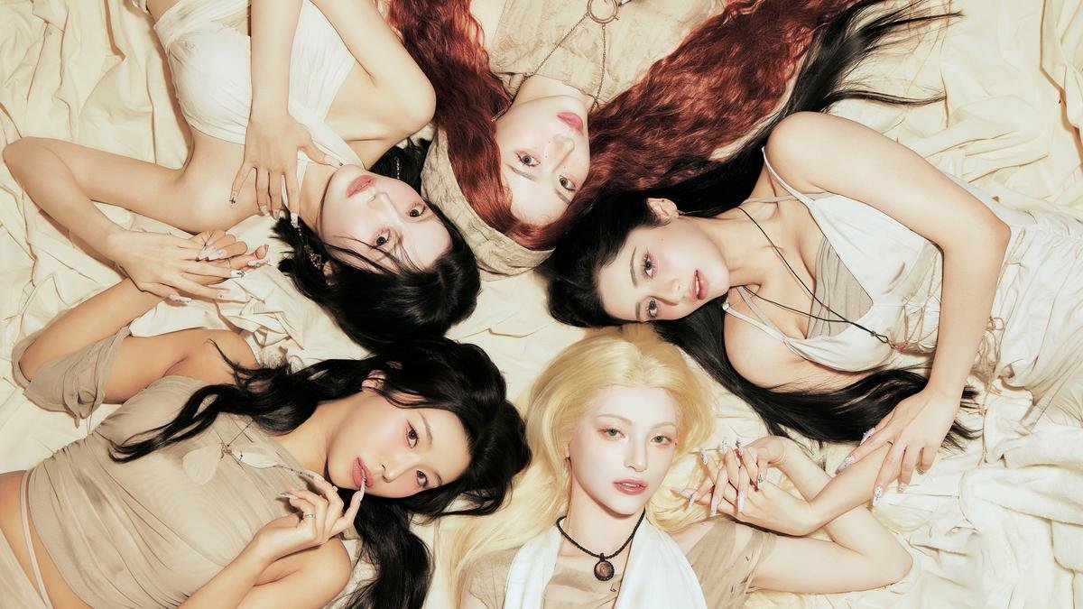 X: K-POP ग्रुप साक्षात्कार में: उनके तीसरे मिनी एल्बम पर खुद को बचाव, उनकी रचनात्मक प्रक्रिया और भारत कनेक्शन