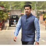 आपकी राजनीति की तरह कोई सड़क नहीं टूटी ... टूटी हुई सड़कों पर मंत्री रथोर का बयान वायरल