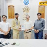 आग की लपटों के बीच आशा की एक लौ! ट्रैक मेंटेनर महेंद्र सेन की बहादुरी को स्थगित कर दिया।