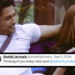 आप के बारे में सोच ... शेफली जरीवाला पिछली पोस्ट देर से पूर्व प्रेमी सिद्धार्थ शुक्ला को श्रद्धांजलि थी