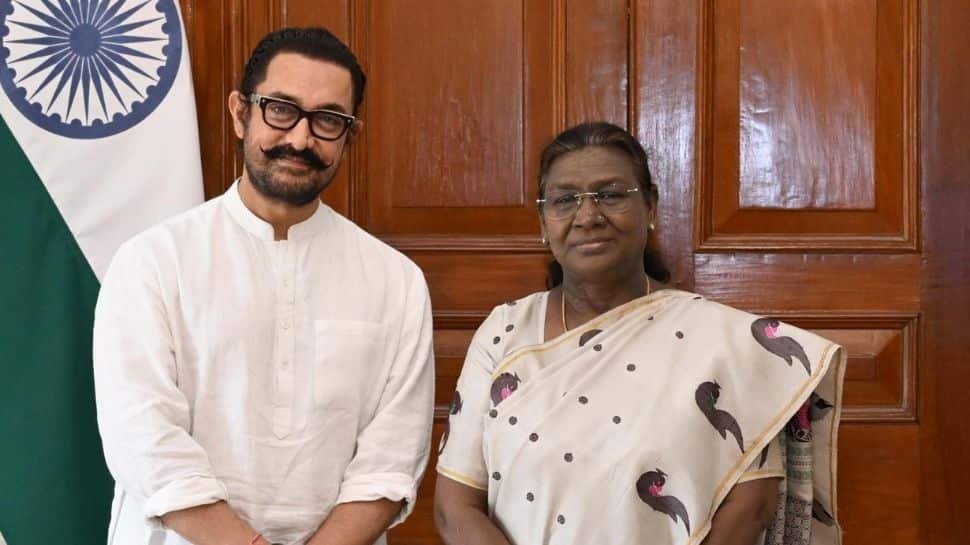आमिर खान ने राष्ट्रपति द्रौपदी मुरमू के लिए राष्ट्रपति ज़मीन पार की विशेष स्क्रीनिंग की मेजबानी की।