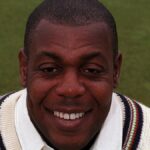 इंग्लैंड के पूर्व क्रिकेटर लॉरेंस पास हो गए