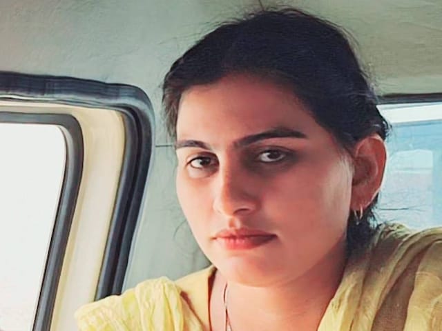 'इशक' के लिए घर छोड़ दिया, परिवार के सदस्य सड़क पर धोया, एसपी कार्यालय में एक हंगामा था