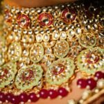 एक फैशनेबल गर्मियों की शादी के लिए ब्राइडल ज्वैलरी ट्रेंड - 2025