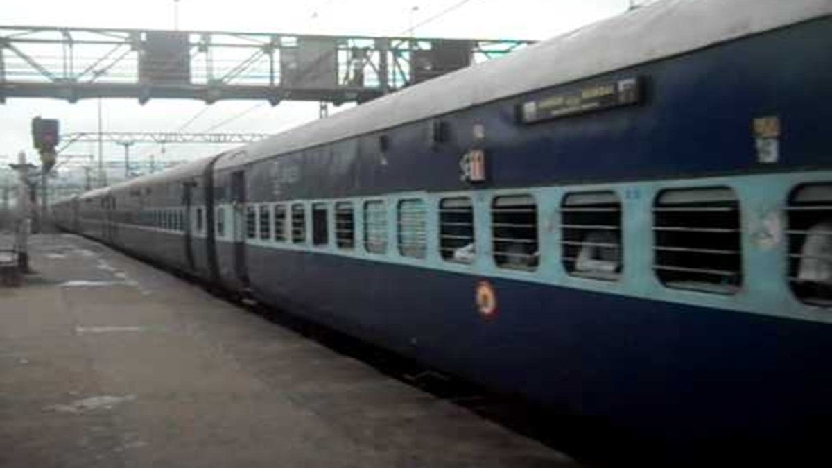 कैबिनेट ने झारखंड, कर्नाटक, आंध्र प्रदेश में 6,405 करोड़ रुपये की रेलवे दोहरीकरण परियोजनाओं को मंजूरी दी