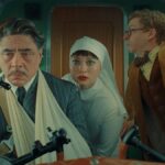 'द फोनीशियन स्कीम' मूवी रिव्यू: वेस एंडरसन ऑन ऑटोपायलट