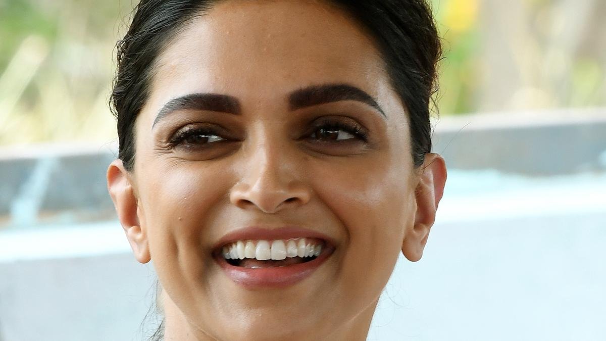 दीपिका पादुकोण, बॉलीवुड में आठ घंटे की शिफ्ट, और सट्टा मीडिया-एक गाइड