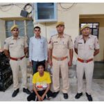 'नाटी चोर' एक साड़ी पहनकर छिपा हुआ था, औरत के कपड़ों में पकड़ा गया अपराधी