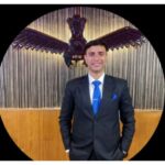 पायलट बेटा 13 दिन पहले एक हेलीकॉप्टर दुर्घटना में खो गया है, सदमे के कारण माँ की मौत