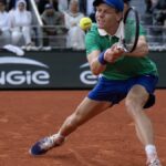 पेरिस में एक निर्दोष पखवाड़े के बाद, फ्रेंच ओपन में सिनर की आंखों को पकड़ने से दिल टूटने का काम होता है