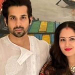 बंगाली फिल्म निर्माता श्याम सुंदर डे ने युगल पूजा बनर्जी, कुणाल वर्मा का अपहरण और 23 लाख रुपये का आरोप लगाया।