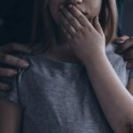 बेटियों के पेट में दर्द, माँ ने अस्पताल ले लिया, पिता पजामा खोलते ही जेल गए!