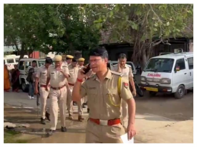 भरतपुर मुठभेड़: कुख्यात गाय तस्कर प्रेमी ढेर, 35 मामले घायल, 3 पुलिसकर्मियों ने भी गोली मार दी