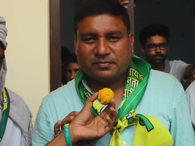 एड एक्शन, पूर्व जेजेपी विधायक राम नीवस और व्यवसायी सुनील बंसल गिरफ्तार