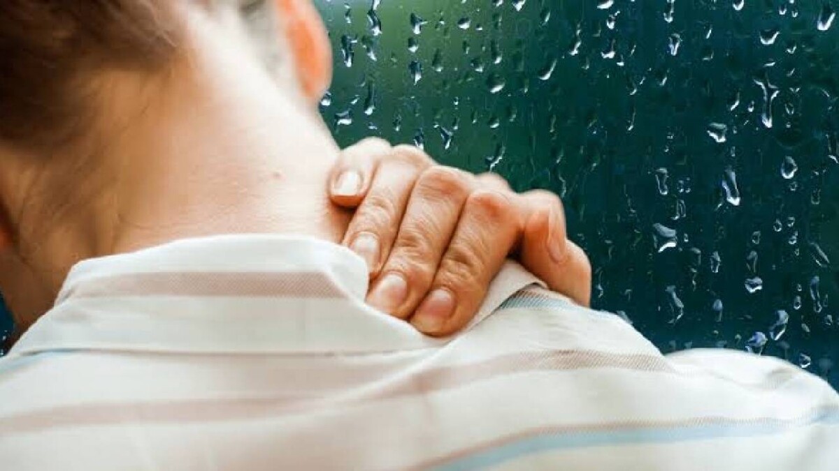 मानसून में संयुक्त दर्द? विशेषज्ञ तुरंत राहत के लिए इन योग पोज़ का अभ्यास करने का सुझाव देते हैं