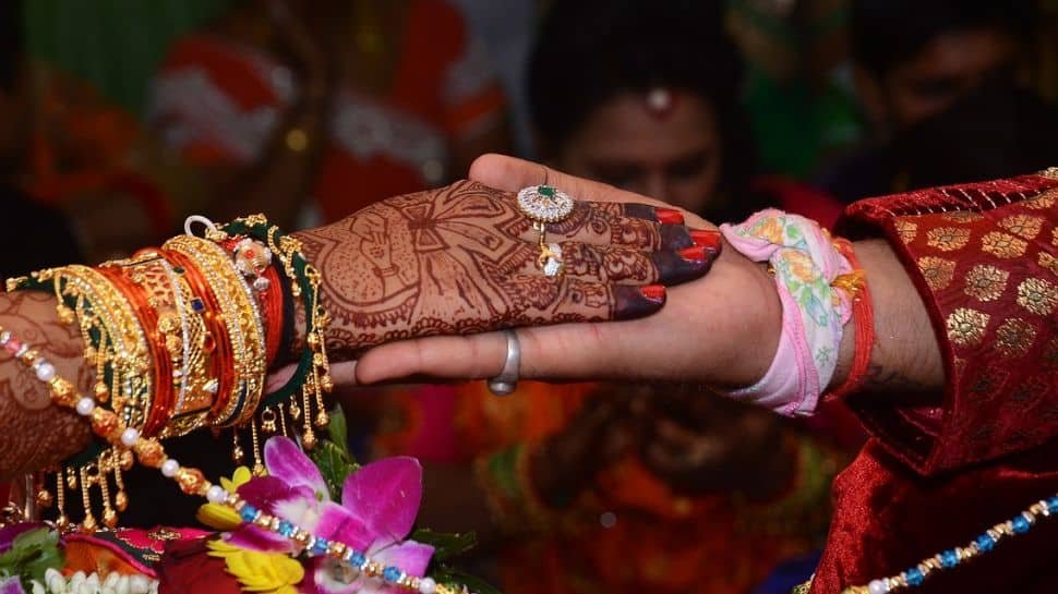 राजा रघुवंशी मर्डर: अरेंज मैरिजेज में लाल झंडे क्या हैं और कैसे ज़बरदस्ती कयामत कर सकते हैं - विशेषज्ञों की अंतर्दृष्टि