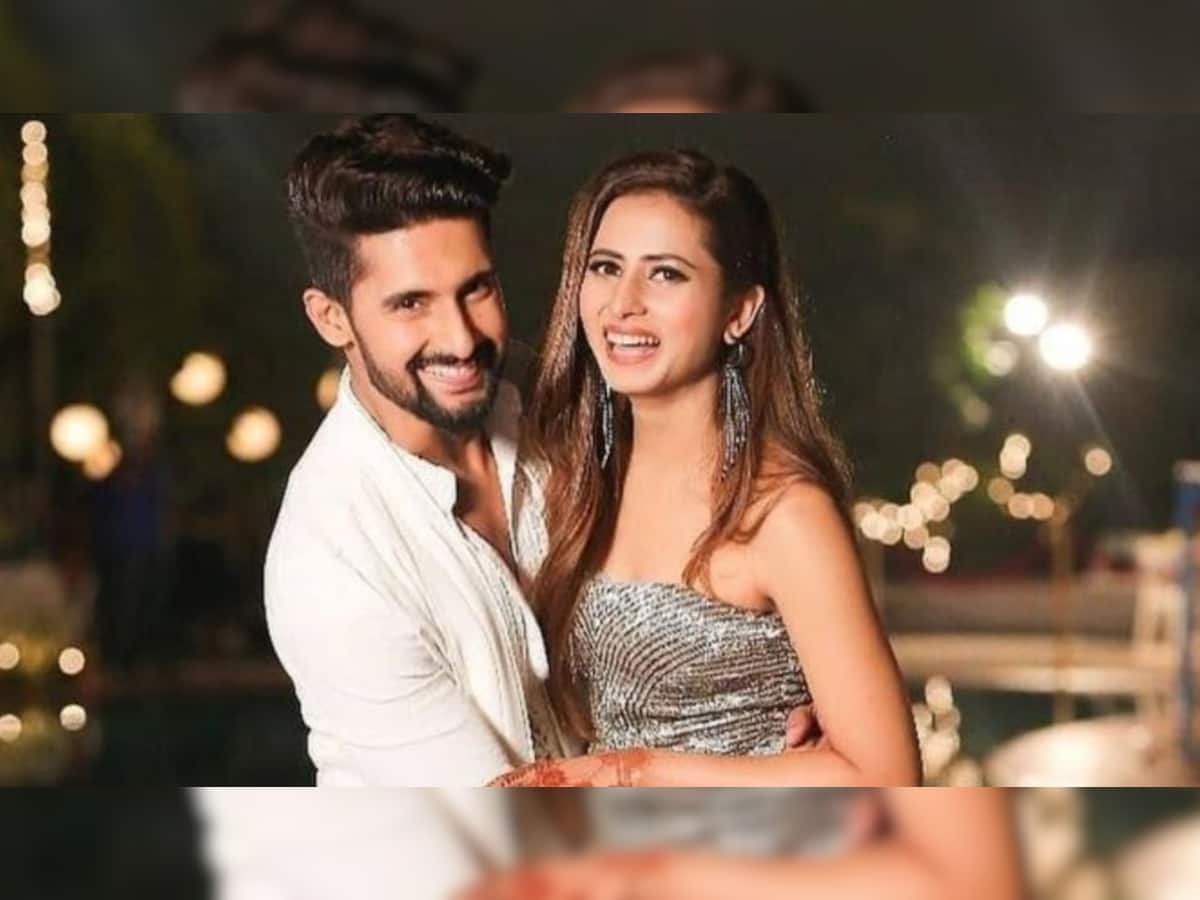 रेवी दुबे और सरगुन मेहता ने ड्रीमियाटा ड्रामा के तहत नई सिंडिकेटेड कंटेंट वर्टिकल की घोषणा की; संजय मिश्रा अभिनीत फर्स्ट प्रोजेक्ट 'चंपा लीला' का अनावरण करें