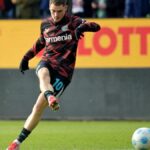 लिवरपूल ने बायर लेवरकुसेन से फ्लोरियन विर्ट्ज़ को भारी शुल्क के लिए हस्ताक्षर किया जो $ 156 मिलियन तक चढ़ सकता है