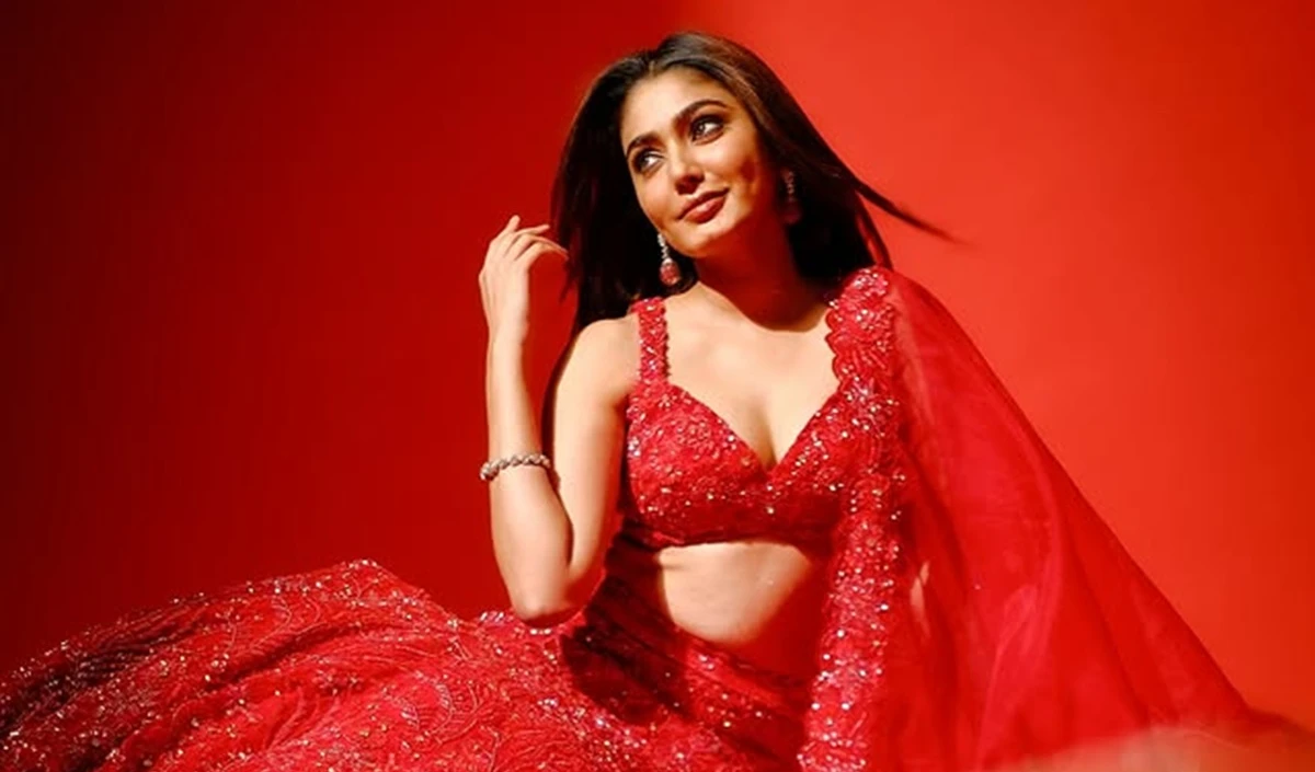 Sana Makbul
