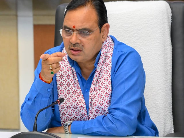 सभी सरकारी काम उर्दू-फारसियन शब्दों के बजाय हिंदी में होंगे, सरकार का निर्णय