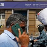 सरकार चेतावनी: फोन कॉल के दौरान अपना इंटरनेट रखने से बचें; उसकी वजह यहाँ है