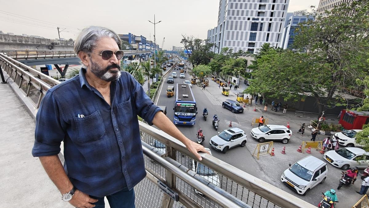 सुरेश चंद्रा मेनन: तमिल अभिनेता चेन्नई में ट्रैफिक सॉल्यूशंस मैन के रूप में न्यू अवतार को डोंट करता है