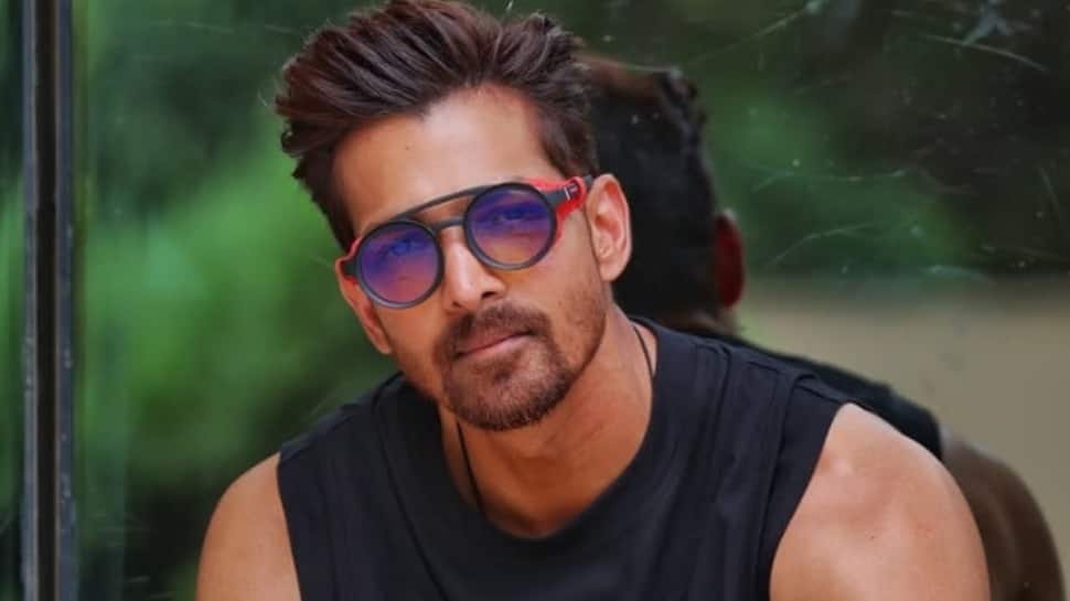 हर्षवर्धन रेन ने ईके डेवने की दीवानीत शूटिंग शूट रैप के साथ जश्न मनाते हैं