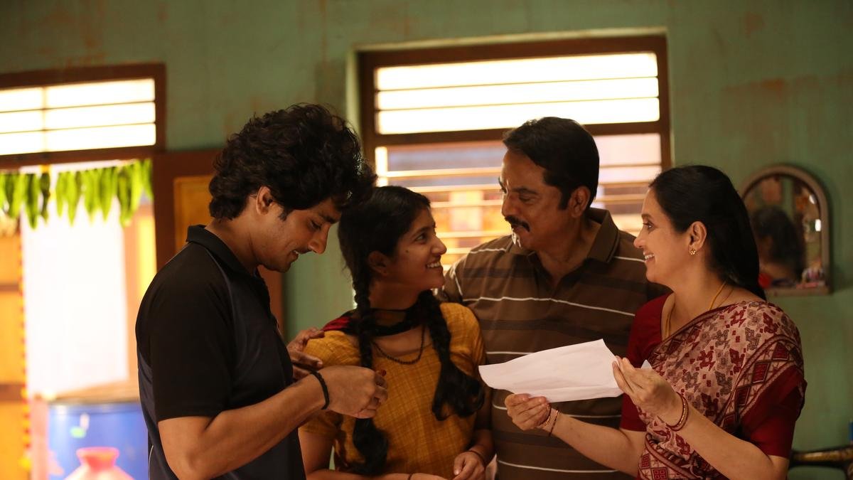 '3BHK' मूवी रिव्यू: यह सिद्धार्थ-सरथ कुमार-स्टारर ने गर्मजोशी और अच्छाई को विकीर्ण कर दिया