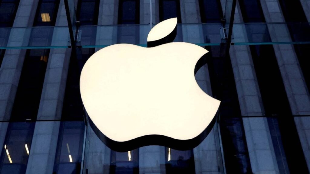 Apple फाइलें YouTuber Jon Prosser के खिलाफ IOS 26 लीक के खिलाफ मुकदमा