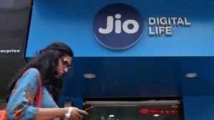 Jio एक सस्ती 84-दिवसीय योजना के साथ लाखों लोगों को प्रसन्न करता है जो मुफ्त लाभ प्रदान करता है
