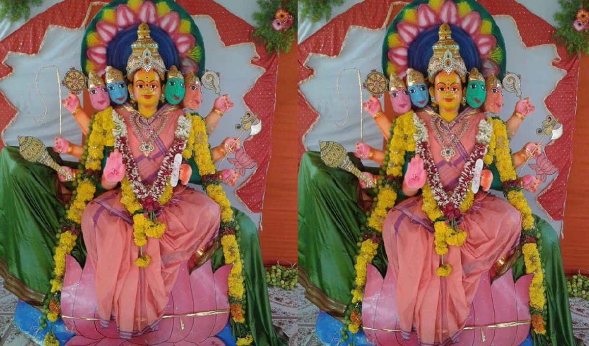 MAA GAYATRI CHALISA: GAYATRI CHALISA DAINAY, KIVELY AILICE का पाठ करके हर इच्छा पूरी की जाएगी