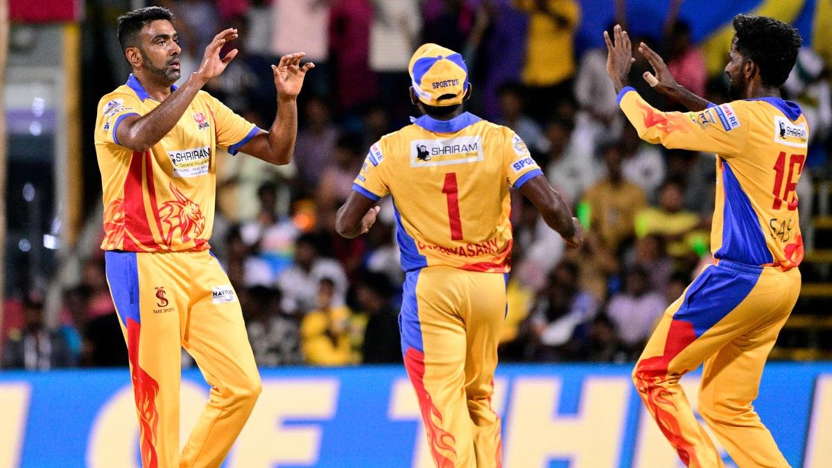 Tnpl | सुपर गिलियों के साथ स्कोर को निपटाने के लिए ड्रेगन के लिए मौका