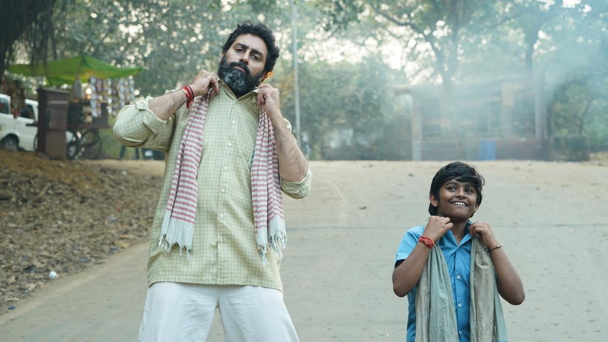 'कालिधर लापता' मूवी रिव्यू: अभिषेक बच्चन एक मीठे लेकिन अचूक 'केडी' रीमेक में सितारे