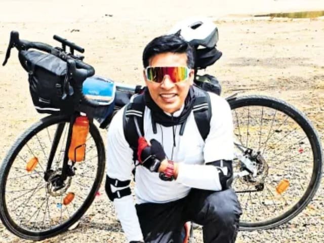 बीएसएफ अधिकारी दिल्ली से जयपुर के लिए रवाना हुए, ट्रेन-प्लेन को छोड़ दिया और साइकिल से बाहर आ गया