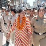 नेहा हरियाणा में माजरा गांव की लेडी सरपंच के लिए गिरफ्तार किया, प्रशासन को चुनौती दी