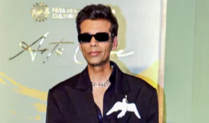 फिल्म निर्देशक करण जौहर ने ट्रोलर्स को ‘नापो किड्स ऑफ नाइनी’ कहने के लिए फटकार लगाई।