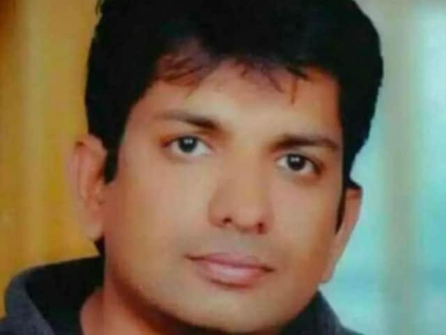 बीएसएनएल अधिकारी कुर्सी पर बैठा था, अचानक पसीना छोड़ दिया, यमराज बैठकर भाग गया!