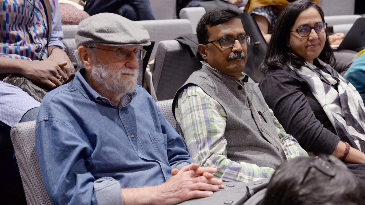 भारतीय डिजाइनर ए। बालासुब्रामन ने यूके की हिल्स मिलेनियम अवार्ड जीत लिया