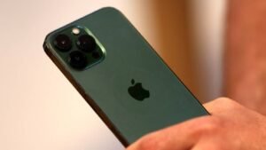 मेड-इन-इंडिया iPhones एक हिट: Apple 2025 की पहली छमाही में नया रिकॉर्ड सेट करता है