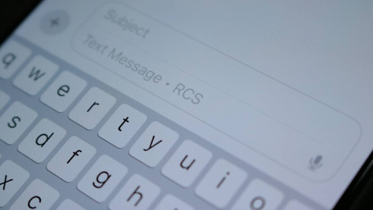 Jio और Apple टीम iPhones पर विशेष मैसेजिंग सेवा शुरू करने के लिए