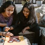 क्यों जीन जेड कभी भी एक मिडलाइफ़ संकट का सामना नहीं कर सकता है जिस तरह से बूमर्स और मिलेनियल्स ने किया था