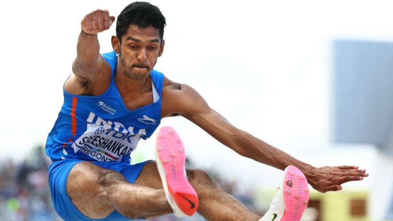 जब अवसर तैयारी को पूरा करता है, तो बड़ी छलांग का पालन करें