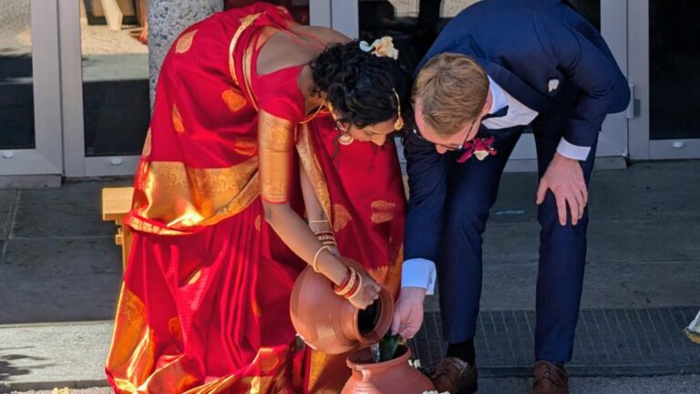 प्राचीन तमिल साहित्य नए शादी के प्रारूप को प्रेरित करता है