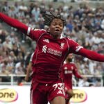 प्रीमियर लीग | रियो नगुमोहा, 16 वर्षीय सुपरसूब, 10-मैन न्यूकैसल को हराने के लिए लिवरपूल के लिए अंतिम-गैस विजेता स्कोर करता है