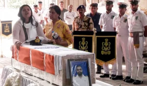 बिग बॉस 19: नेवी ऑफिसर की पत्नी हिमांशी नरवाल, जो पाहलगाम टेरर अटैक में शहीद हुए थे, को शो की पेशकश मिली?