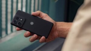 मोटोरोला एज 50 प्रो प्राइस कट 12GB रैम के साथ कटौती, 256GB स्टोरेज 21,000 रुपये के लिए उपलब्ध है: कहां से खरीदें