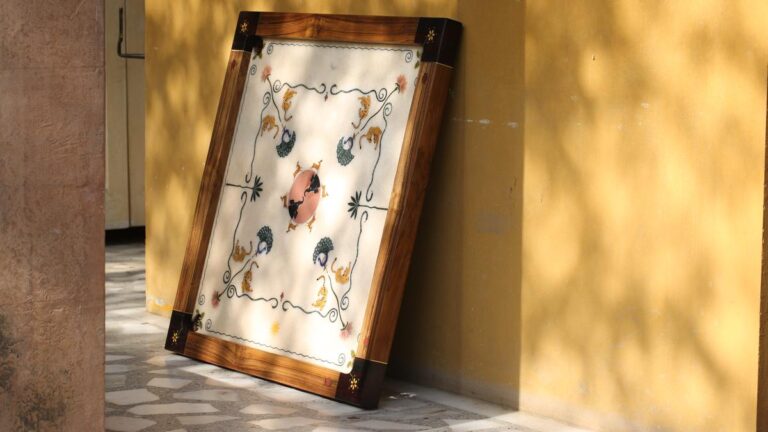 सूरत से हिंडोला निर्माता | भारत के रेस्तरां में प्रियंका शाह का फर्नीचर कैसे देखा जाता है