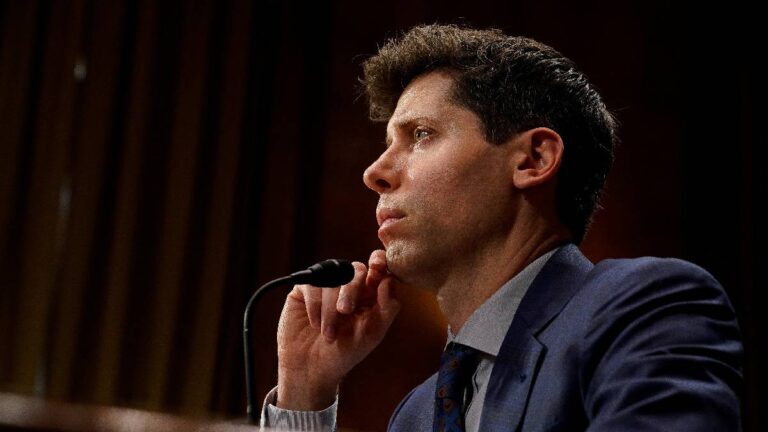 AI 40 प्रतिशत नौकरियों की जगह ले सकता है और 2030 तक अधीक्षण तक पहुंच सकता है: SAM ALTMAN